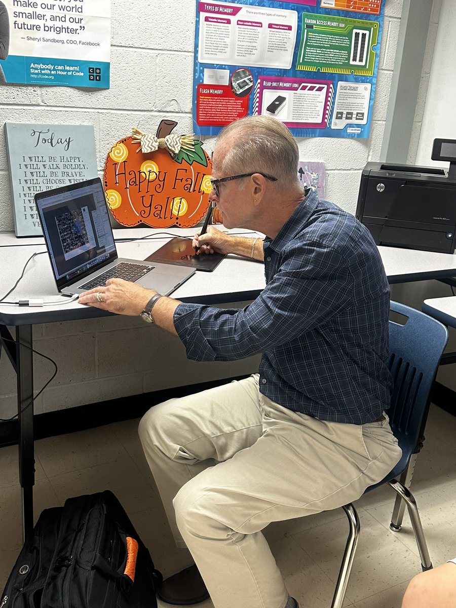 BusEdFun4U's tweet image. The WMS Yearbook Staff enjoyed seeing their cover come to life as the Josten’s Yearbook Cover Design Artist Bob Eyster worked his magic! Jason Baranowski helped the staff make big decisions &amp;amp; raised excitement for the 2024 WMS Yearbook! @BoykinBryan @ybkelevation #WnEverything