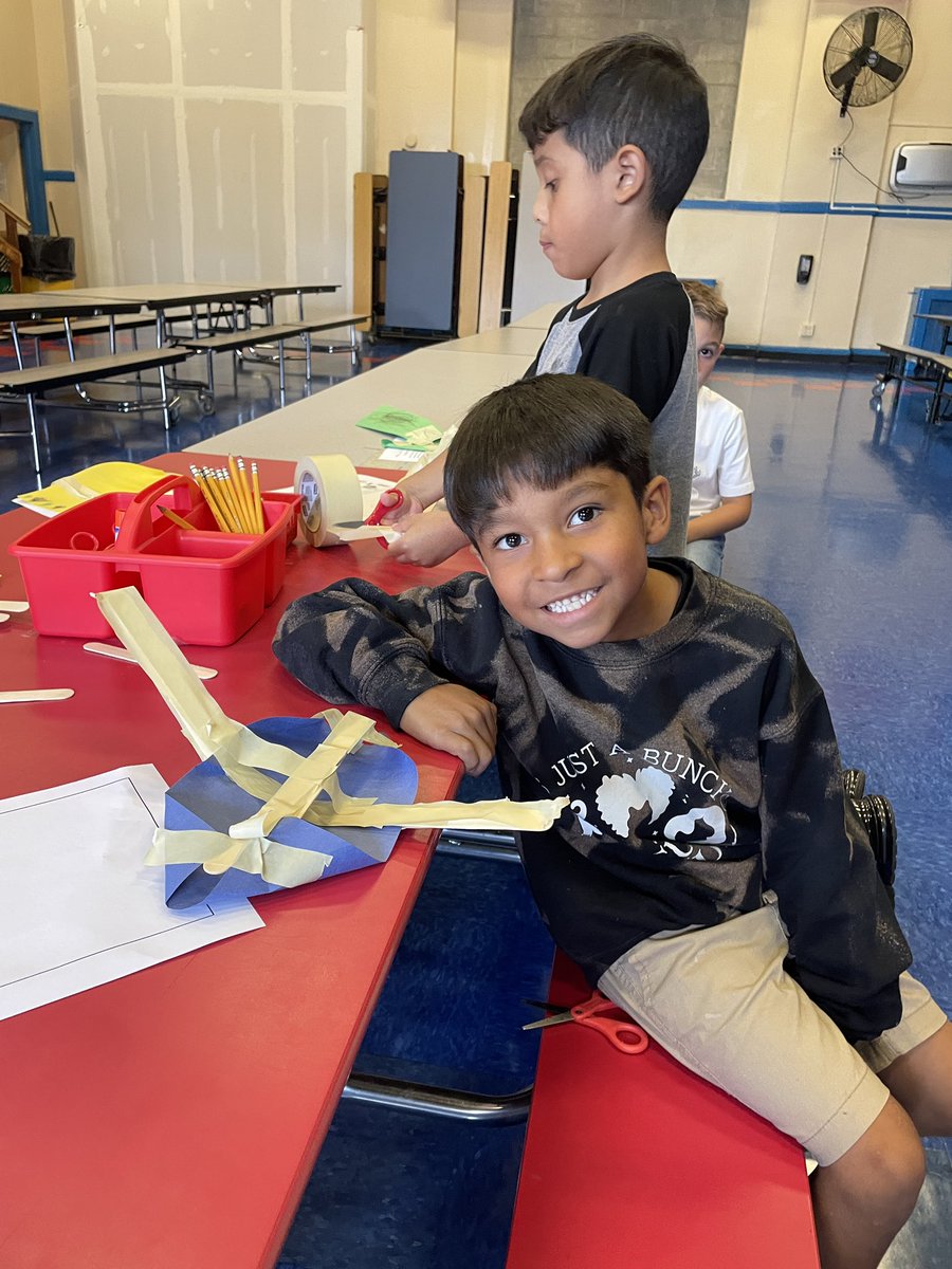 GCSD_STREAM (@gcsd_stream) on Twitter photo Students <a href="/GCSD_Deasy/">GCSD_Deasy School</a> using the engineering design process to make model flying machines like #RosieRevere <a href="/andreabeaty/">AdaTwistScientist</a> Students <a href="/GCSD_Deasy/">GCSD_Deasy School</a> using the engineering design process to make model flying machines like #RosieRevere <a href="/andreabeaty/">AdaTwistScientist</a>