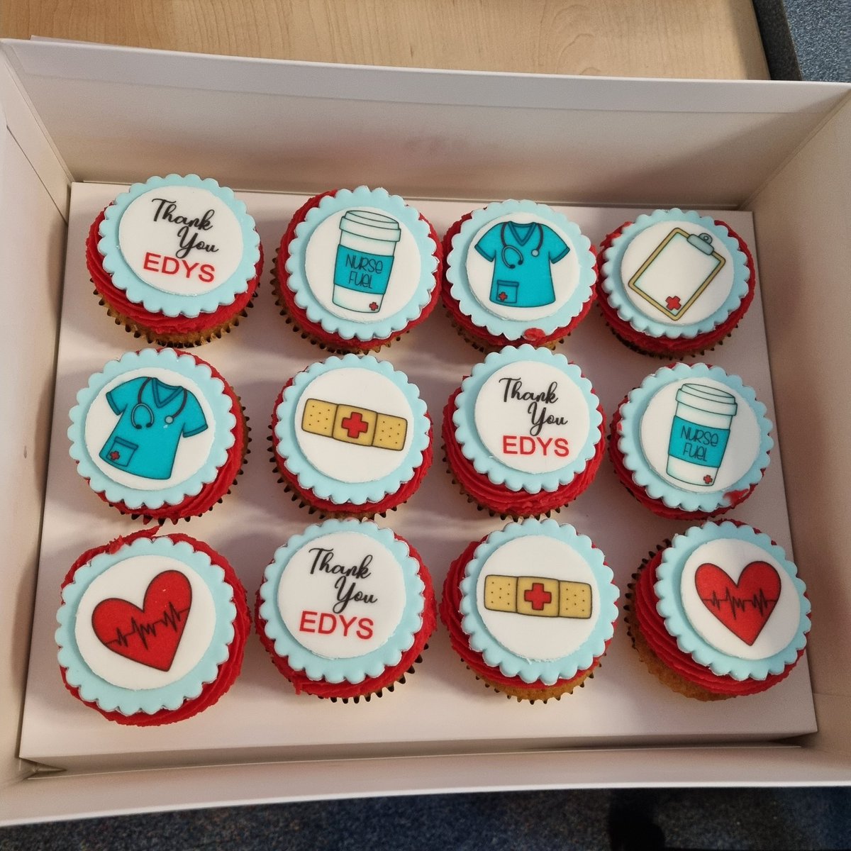 Gillian_RD's tweet photo. Such a lovely thank you present from student nurse Rebecca to the Eating Disorder Team #cupcakes #EDYS #eatingdisorders #mentalhealth https://t.co/59njw66Yfy