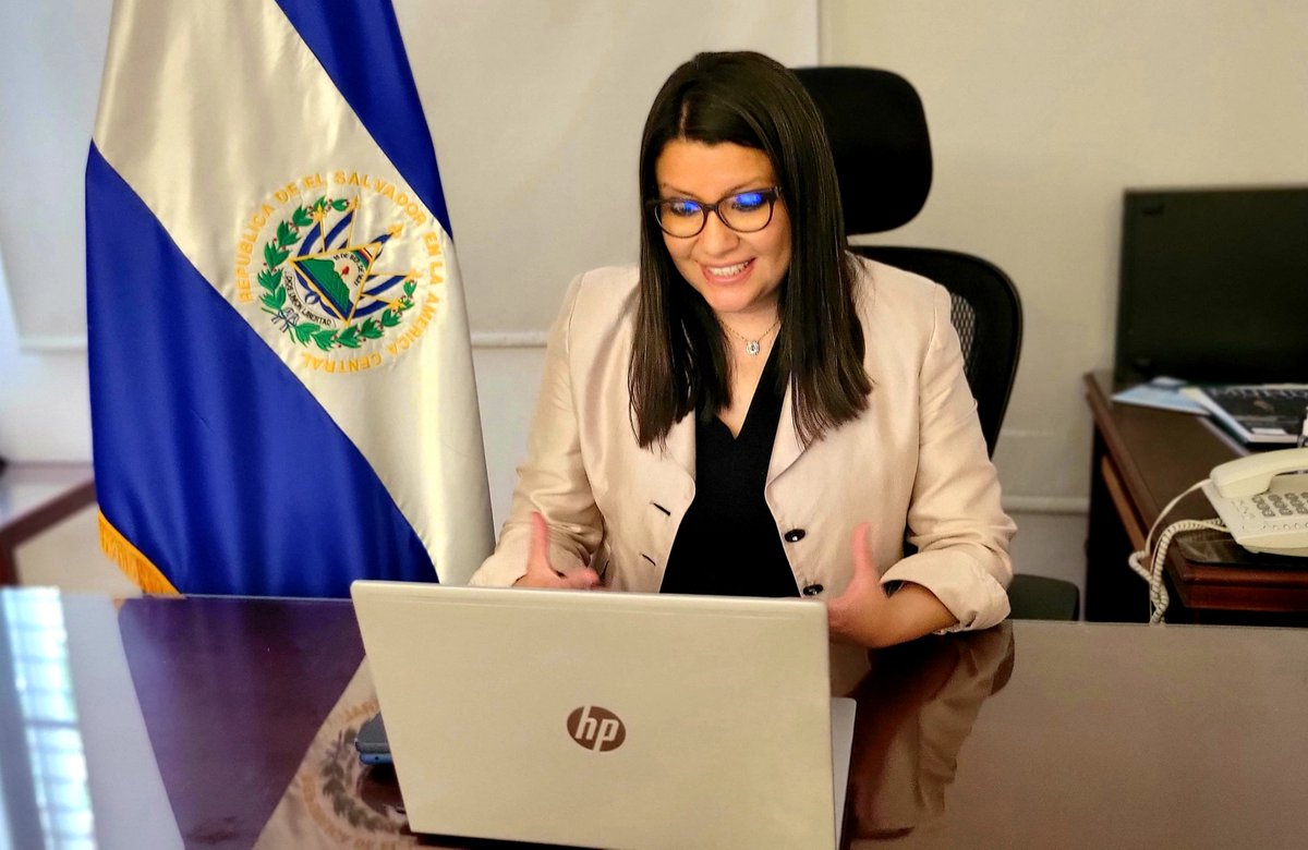 DianaVanegasES's tweet photo. Esta mañana organizamos el Webinar "Ferri El Salvador-Costa Rica, nueva ruta de transporte para la competitividad del comercio regional", en la que participaron representantes de empresas con operaciones entre Panamá y El Salvador" https://t.co/l21vcjZUtX