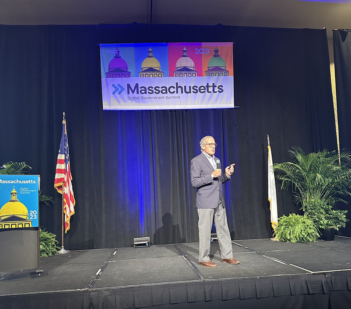 The closing Keynote <a href="/jackshaw/">Jack Shaw</a>- speaking to the group on the future of business!