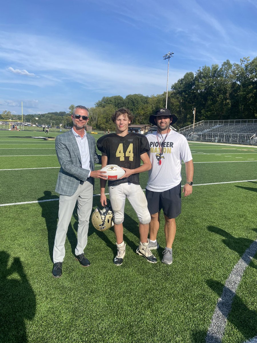 Congrats to this week’s Farm Bureau Insurance Player of the Week, Colton Ferrell. Colton tallied 7 tackles, including 1.5 tackles for loss, a Pass Breakup, along with a handful of QB pressures. Many thanks to local insurance agent Kevin Broyles for sponsoring!