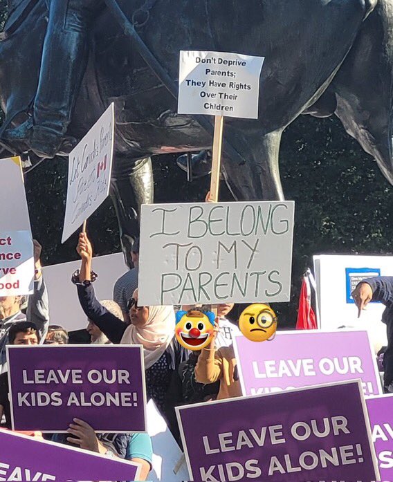 Hezbolsonaro's tweet image. The anti-LGBT hate rallies across Canada yesterday were disgusting and disturbing, but the signs reading “I belong to my parents” stuck out as particularly nauseating. They want to cry about grooming but are brainwashing kids with fascist ideology that makes them easier to abuse.