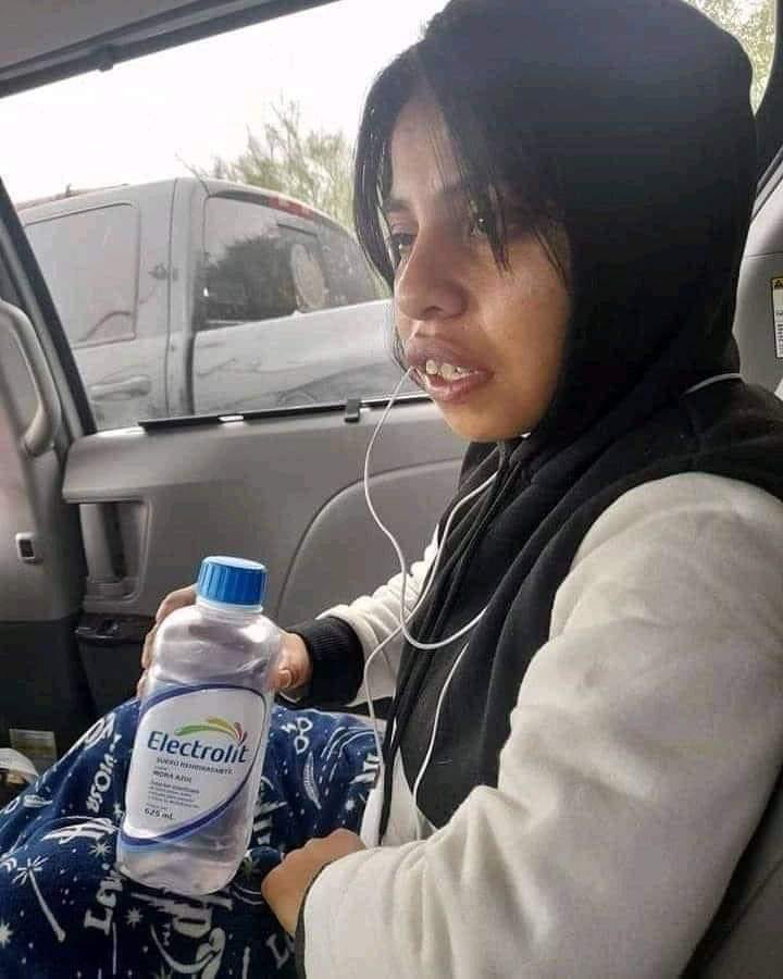 No debí elegir ser feliz anoche 🥴🤮