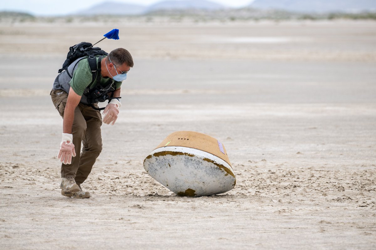 Members from @HAFB's and @388FW's Utah Test and Training Range have a vital role to play in @NASA OSIRIS-REx recovery mission in #Utah this weekend. Read more about the amazing journey and the recovery operation here: 388fw.acc.af.mil/News/Article-D…