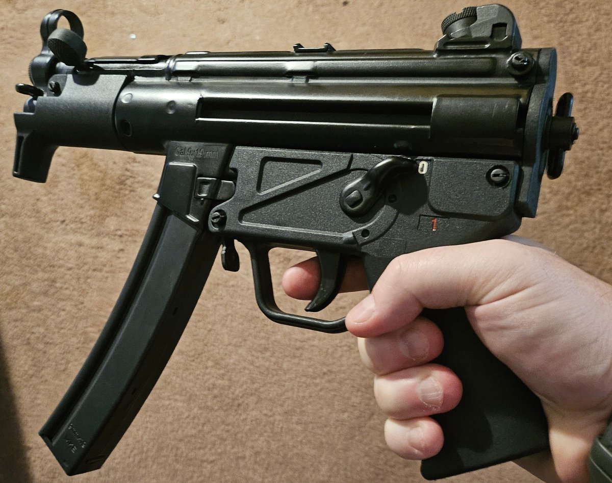 Finally took delivery of this beauty today, HK MP5 clone built by MKE using original HK tooling. Time to start looking for a folding stock and some optics to go along with the factory iron sights!

🫡
