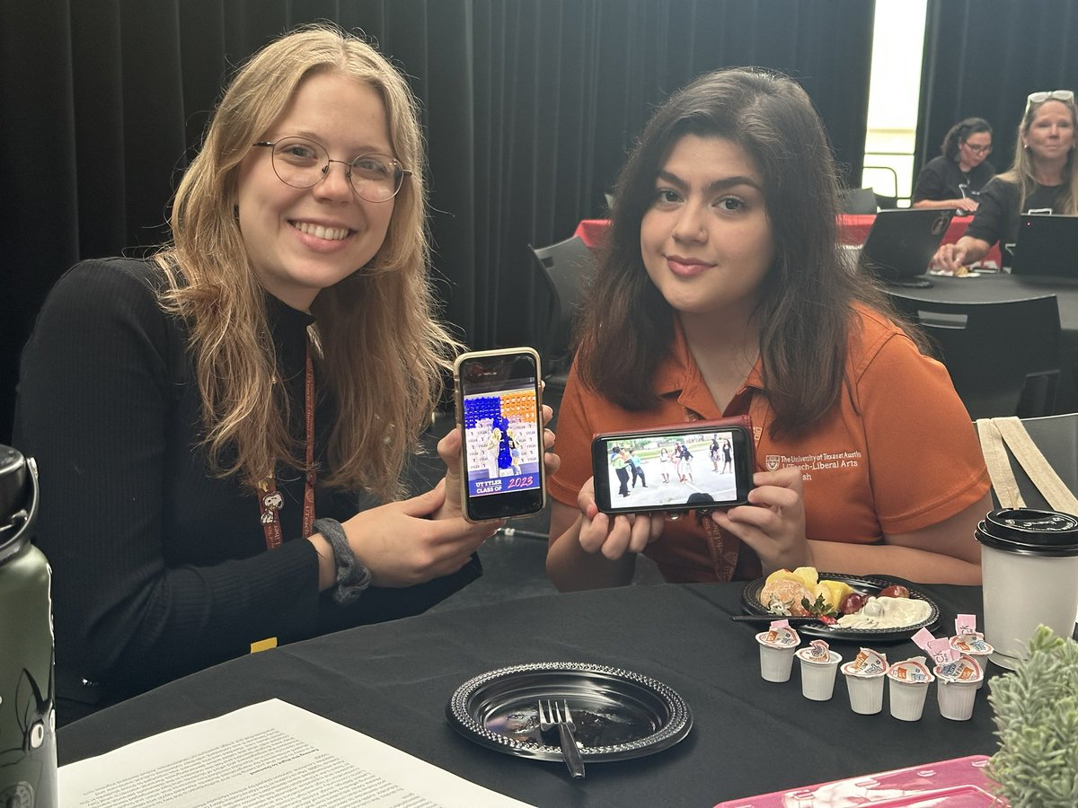 WeAreAISD's tweet photo. Today at the @AustinISD student teacher orientation, we had the pleasure of meeting Josie and Ruby, who are on their journey to becoming a teacher!

Josie shared that she's following in her mom’s footsteps and today's orientation sealed the deal. 🎓✏️

📸: Josie and her mom below https://t.co/zKPUUqgkdK