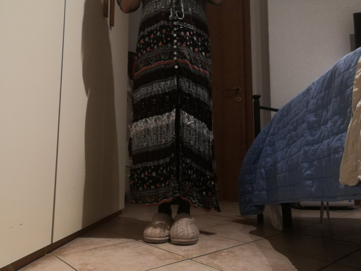 Nobodyprincess8's tweet photo. How to play a trick to a man:1 Dressed to open house door 2 when he entering the bedroom😜@VIPFeetOnly #feet #feetfinder #feetcontent #feetfethish #feetpicsforsales #feetpic #feetfetiche #feet_pic #pedi #soles #talons #hotfeet #maturefeet #legs #heels https://t.co/5SYn1l2TdO