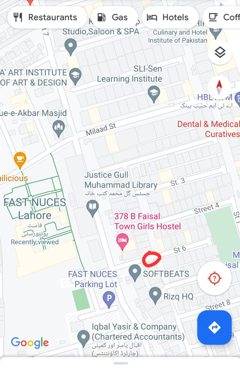 NNK1292's tweet image. Hi Lahoris, A serious matter for your attention. PLS RT
Theres a man who stands in front of the gate of FAST and flashes his privates at and harasses the girls passing by. He wears a mask and has a bike, so gets away when guards try to get him
📍in Pic
Number plate LEP 17 9037B