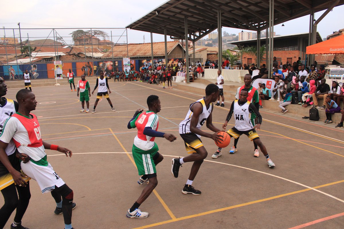 ShakiraNassaka's tweet photo. Thank you Prof. Badru Kateregga , Sarah Nkonge for supporting Uganda Netball ( Mens & Kids League) selflessly. Brig. Gen Flavia Byekwaso, @shecranes256. Thank you & also the entire Ghetto Community - Kamyokya. Congs to the Winners & all Players #UGNetball #MensNetball https://t.co/ewRp1obQfT