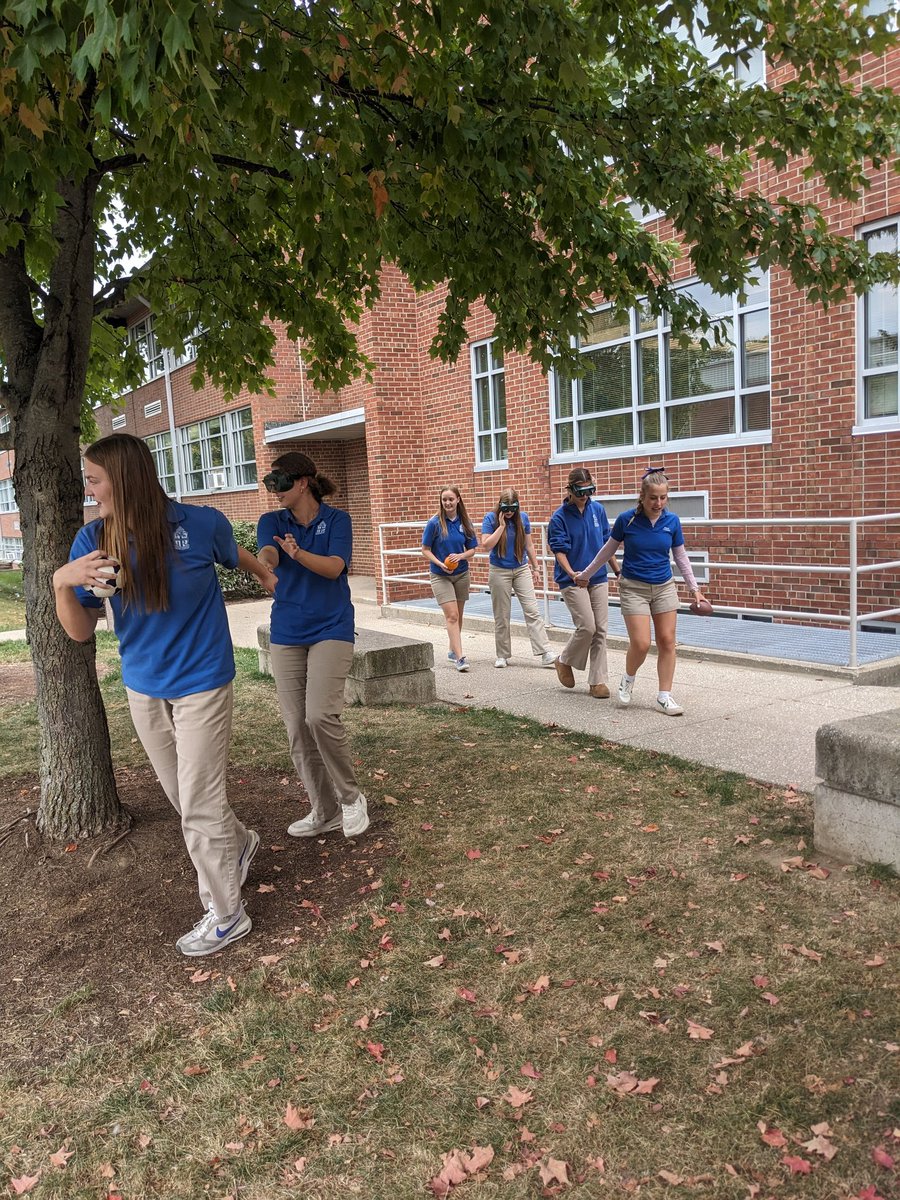 rmtstoudt's tweet photo. My AP Psychology class enjoying the nice weather outside to try out my inversion and distortion goggles! We're testing sensory adaptation..... How long do you have to wear them before your brain adapts? Playing catch, going up stairs, and weaving around things to see! https://t.co/bX38VSvogG
