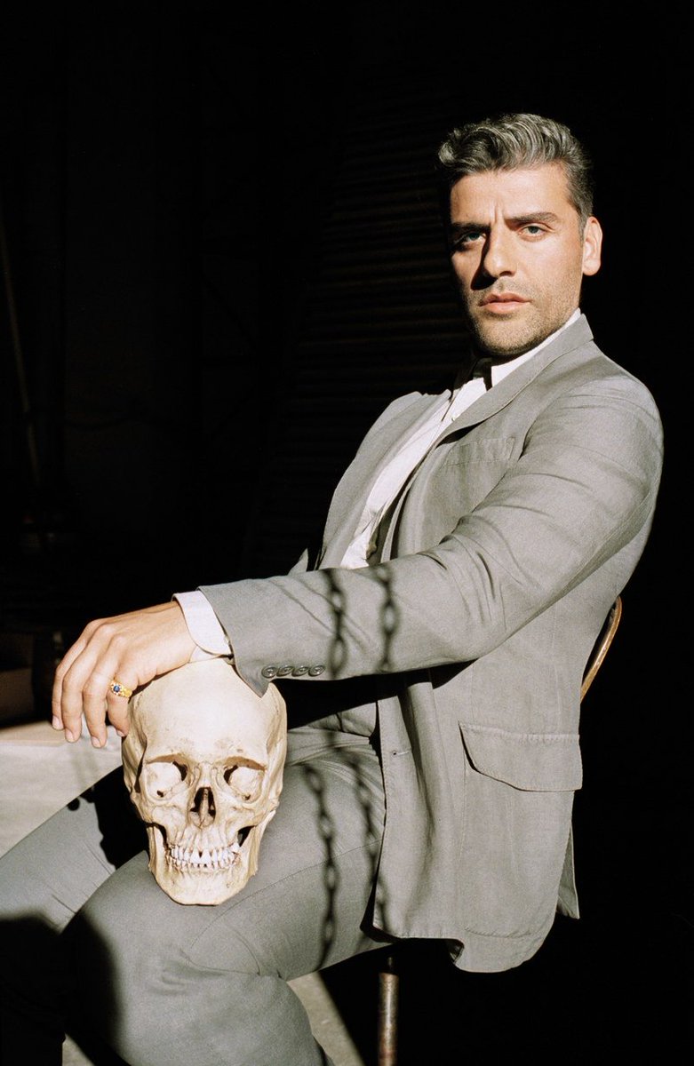 filmes_e_filmes's tweet image. Oscar Isaac irá estrelar "In the Hand of Dante", adaptação para as telonas do best-seller homônimo do autor Nick Tosches.

Dirigido por Julian Schnabel, o filme será gravado na Itália, com a produção tendo início em outubro.🔥🎬

#oscarisaac #julianschnabel #inthehandofdante
