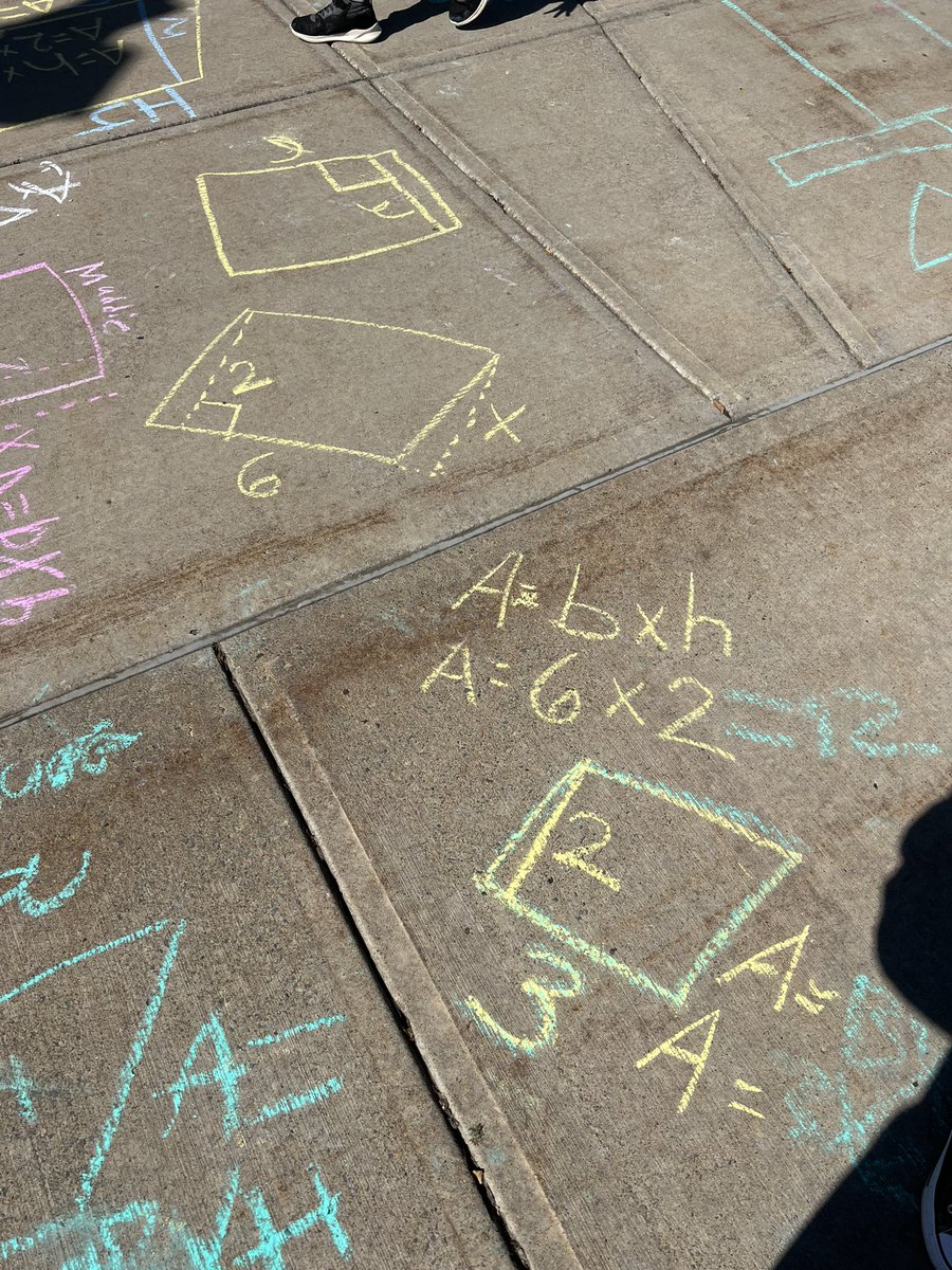 Miss Burzynski tweet media