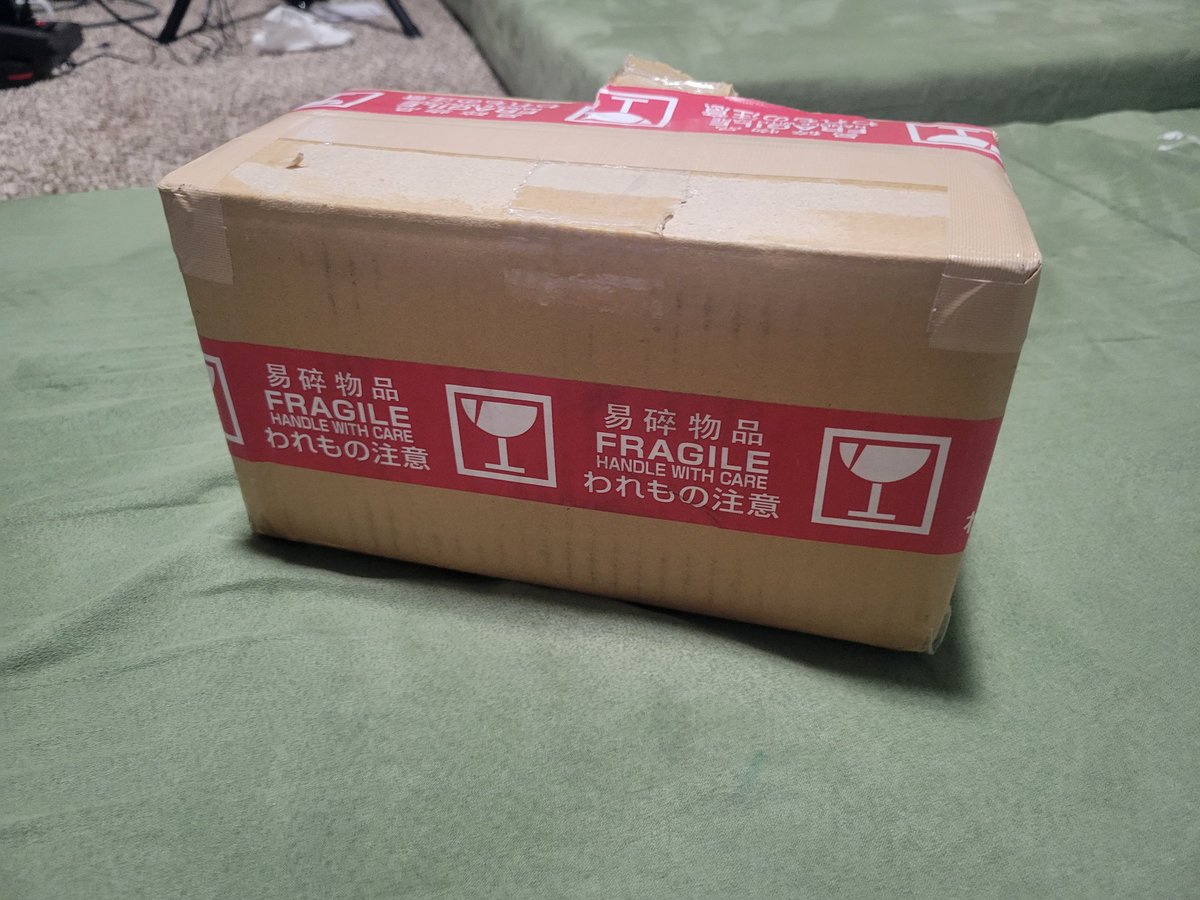 Thanks <a href="/Elliot_Coll/">Elliot Coll</a> this is your fault! A Silver Gameboy Light, Gold Gameboy Light, DMG GBP, Yellow GBP and some games. I'm so excited.
