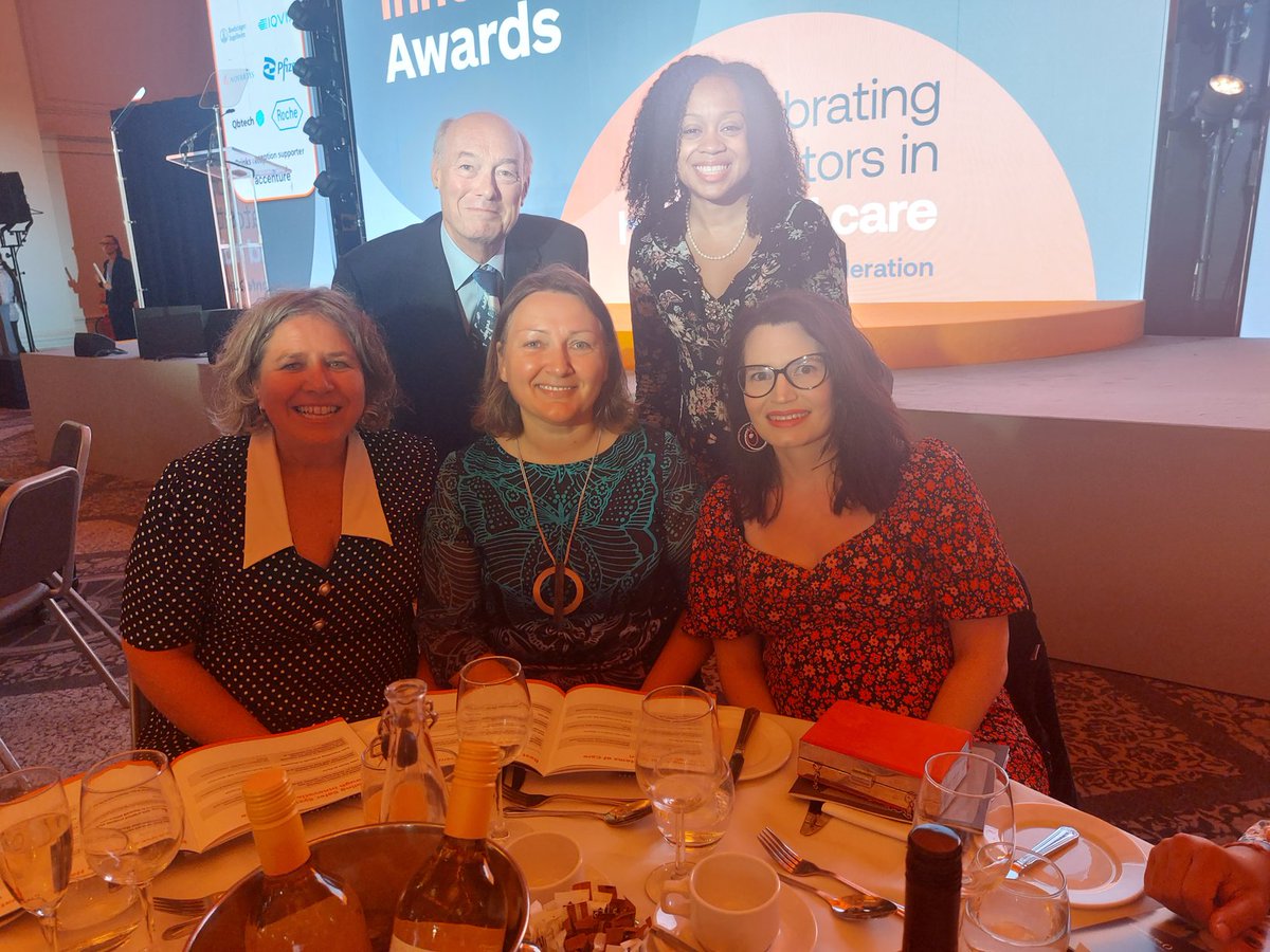 Lovely to be meeting with colleagues from @NCL_ICS  @UCLPartners & @whzan to catch up and celebrate collaboration and innovation in the #NHS at the #InnovateAwards tonight.