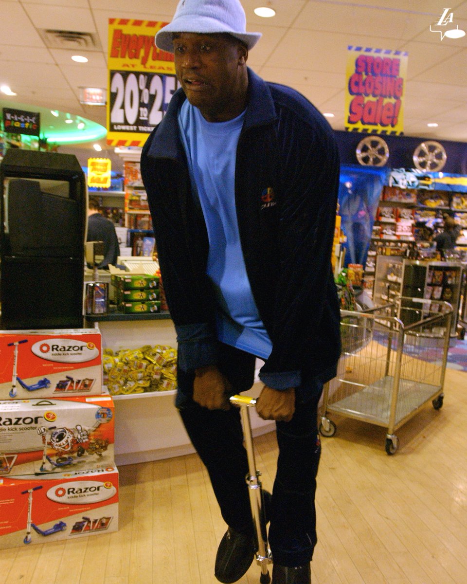 Lakers's tweet image. A collection of random Shaq photos. You're welcome.