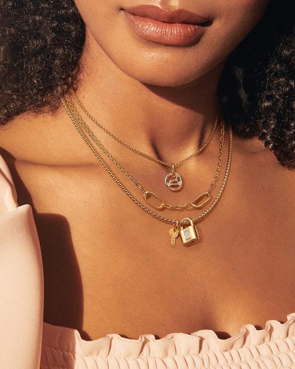 FianceeJeweller's tweet photo. Everyone's fave FREE Pandora event is on til September 24th. Shop now and receive a free bracelet valued up to $95 with your purchase of $135+.* Or spend $180+ to receive a free bracelet valued at up to $115. See conditions in store. We’re next to the Grand on Princess St. https://t.co/4aJejTd5mf