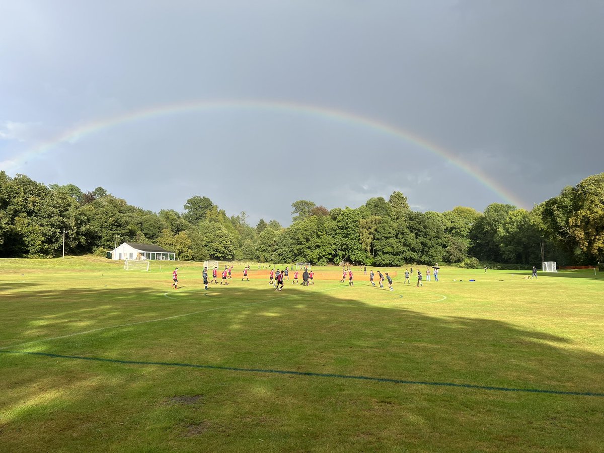 Farringtons PE Department tweet media