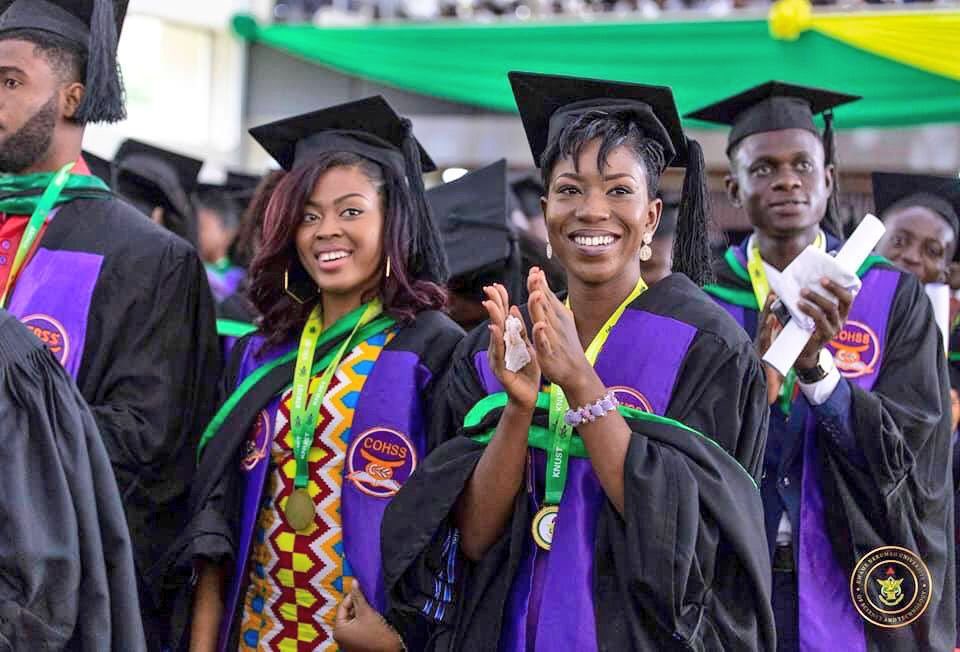 Thevokofficial's tweet image. 📍📍ATTENTION GENERAL PUBLIC📍📍

After temporarily suspending in-person Graduation for 4 years (since 2019), KNUST is back to default. 

This year KNUST Graduation Ceremony will be held in person and it's scheduled for the 27th of November - 2nd December 2023.🌟🌟🌟