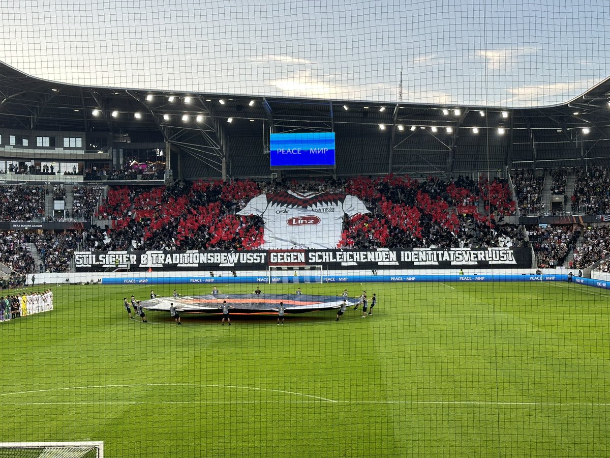 eckspeck's tweet photo. Was ein genialer Abend. Super LASKler ⚫️⚪️ #ASKLIV https://t.co/WRHWlmg2jg