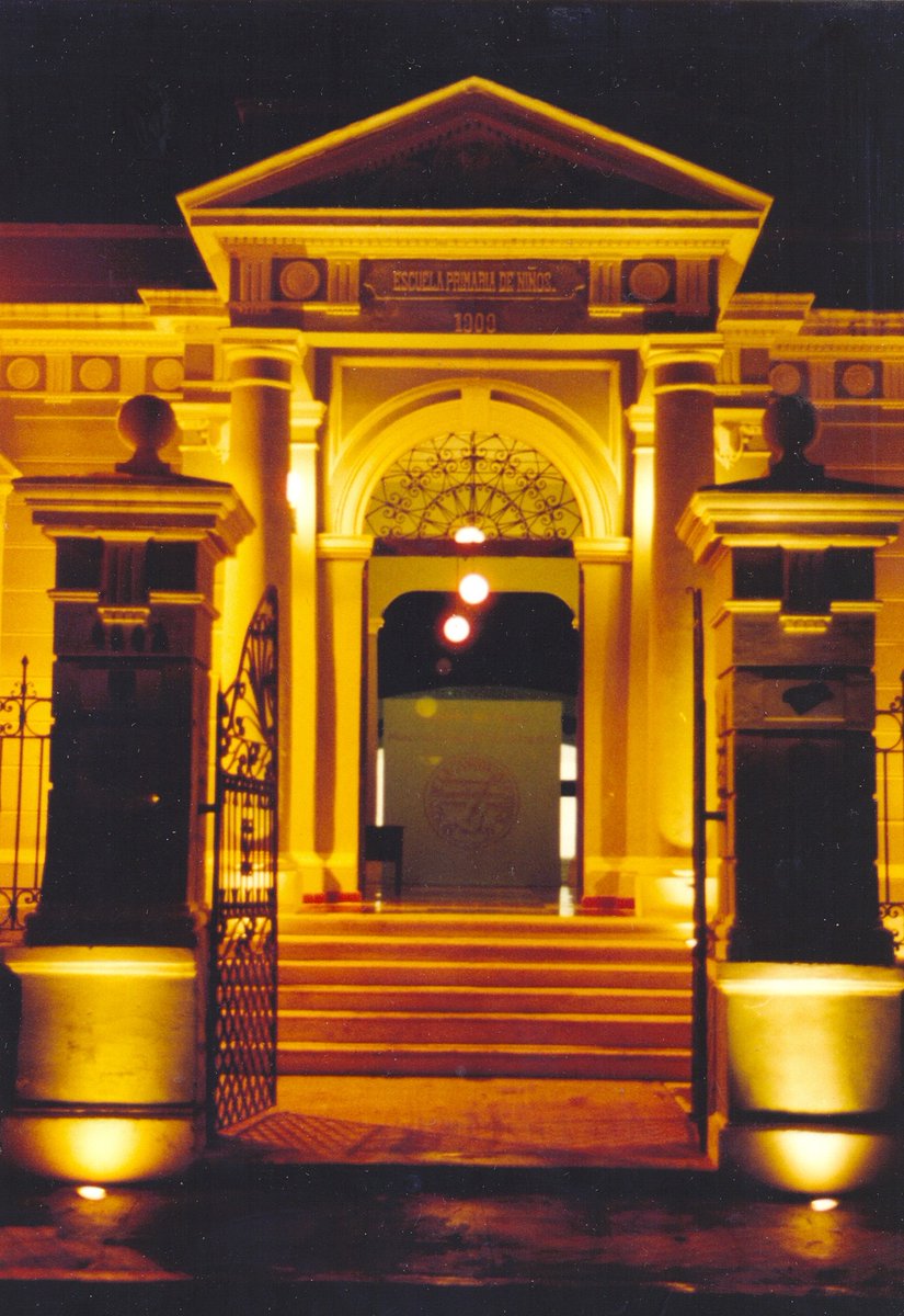 Este año se cumplen 45 años de la fundación del #MuseoDeLaCanciónYucateca, A.C.
Te invitamos a descubrir la historia de la canción yucateca y sus creadores.
👉🏼Martes a viernes ⏲️ 10:00 am a 5 pm
👉🏼Sábado y domingo ⏲️ 10:00 am a 2:00 pm
#ViveLaTrovaYucateca #Museo