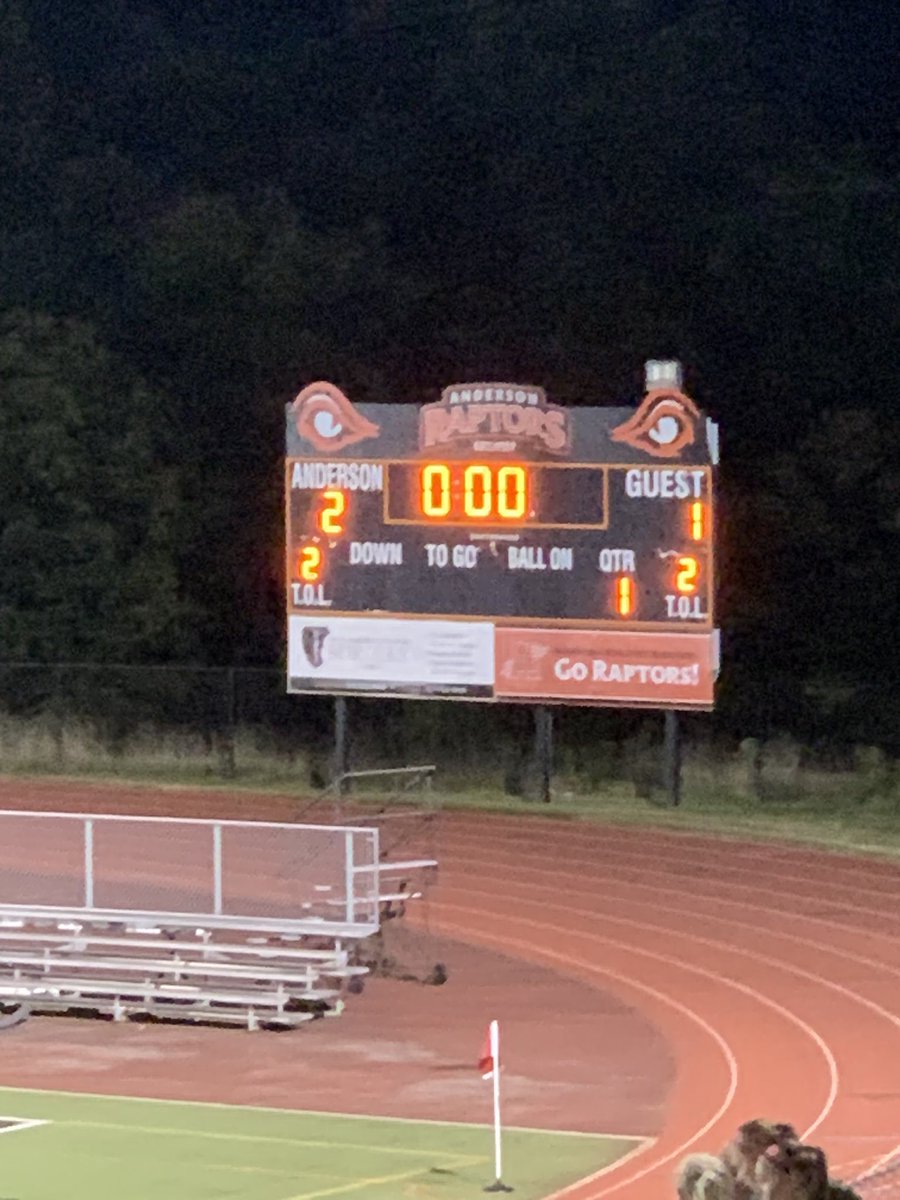 michblue9's tweet photo. 2-1 at half but Milford ties it in the last 2 min on a lucky ball from far out!  Kids played great and deserved a win. https://t.co/7bYtx0Hska
