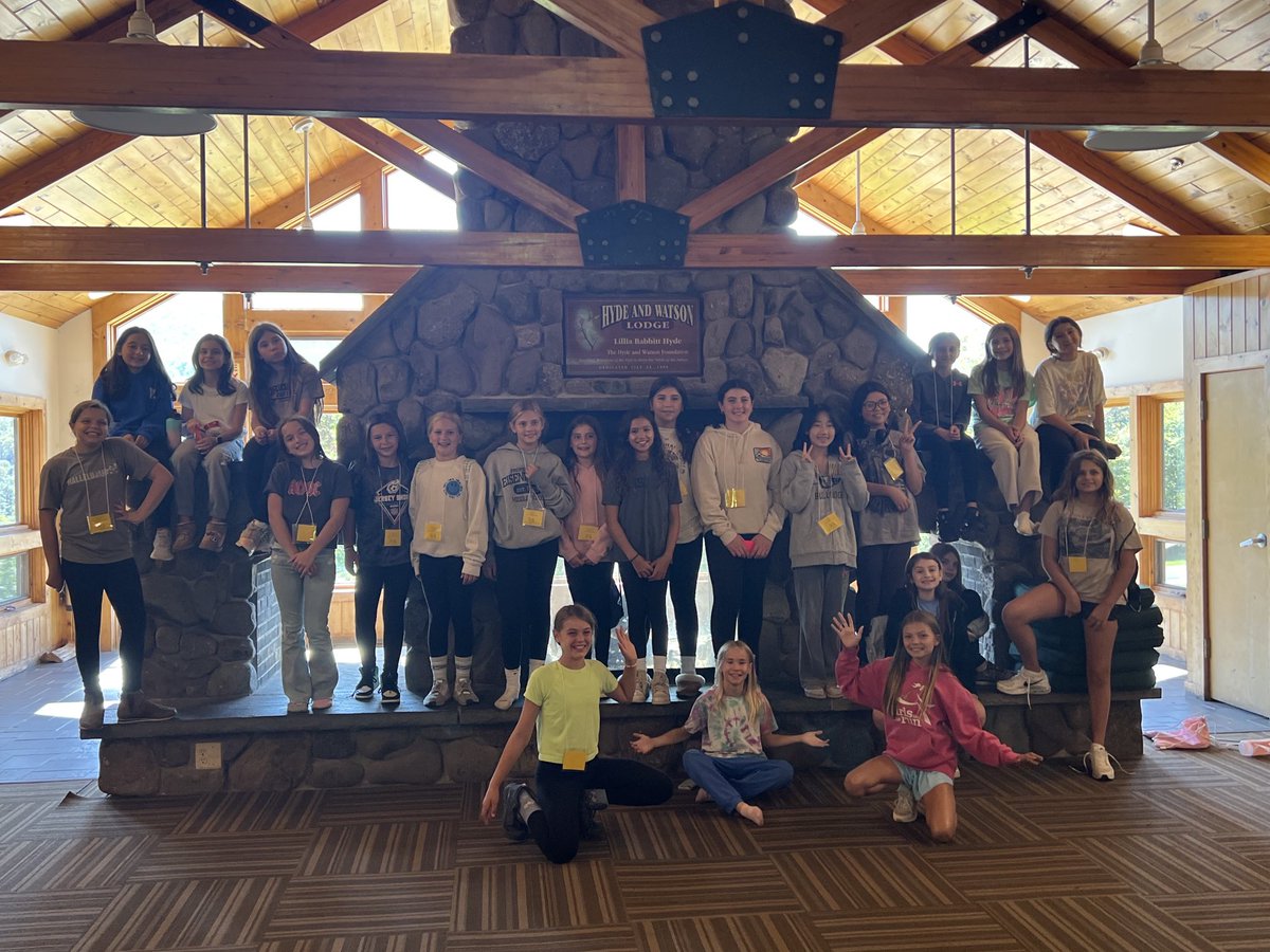 JenCalendrillo's tweet image. Team 3 Making memories at Hyde-Watson Lodge! ⁦@WPSEisenhower⁩ ⁦@EsakMrs⁩