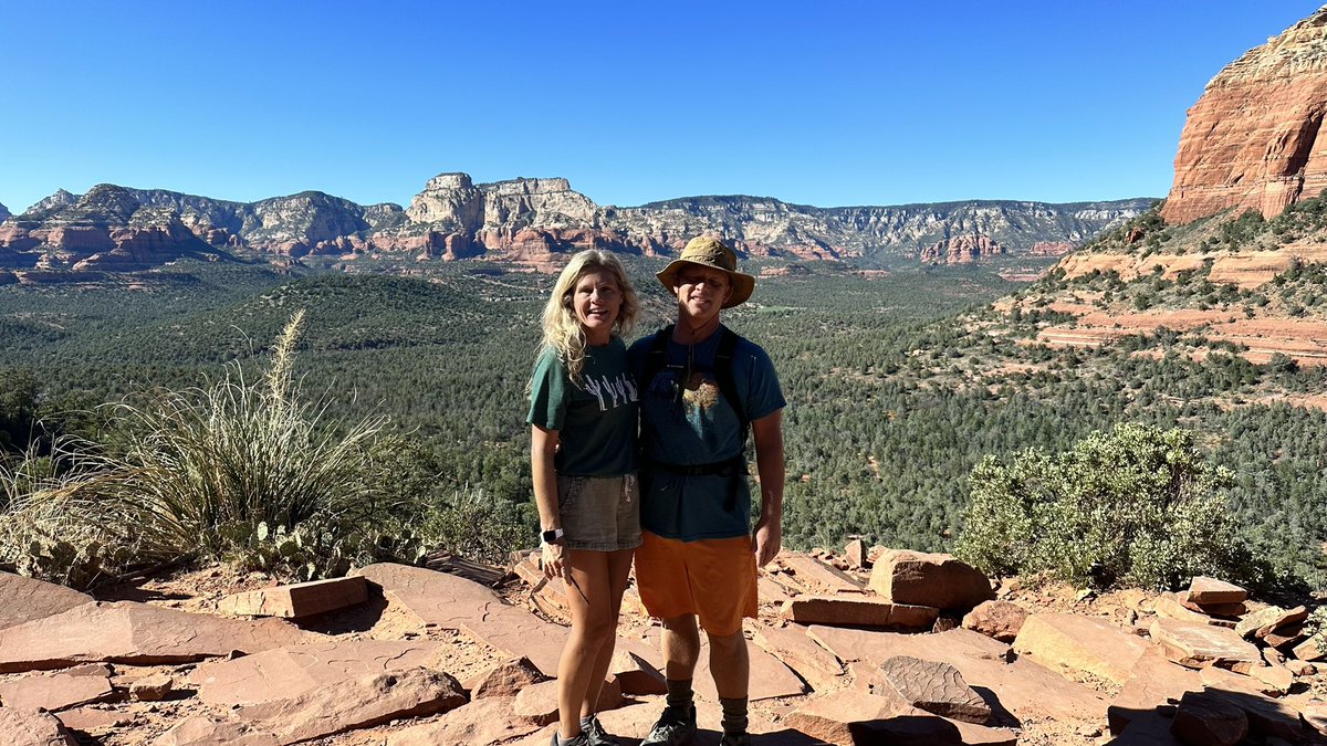 Ever been to Sedona? Add it to your list immediately. 😳🤩😍 #sedonaaz #arizona #fulltimers #livinthelife #emptynest