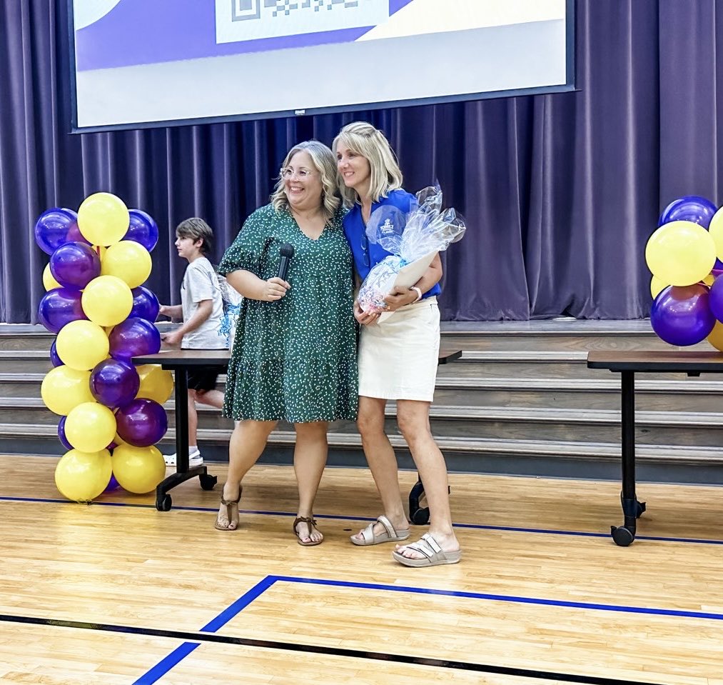 schmalzsharks's tweet image. What an amazing launch to our Watch D.O.G.S program! Big shout out to our amazing PTA and our Principal Kara Fox for helping launch this. A big thank you to Bill and Donna Handlin and Jeff Rubio for helping us bring this program to our community. 💙Sharks family!