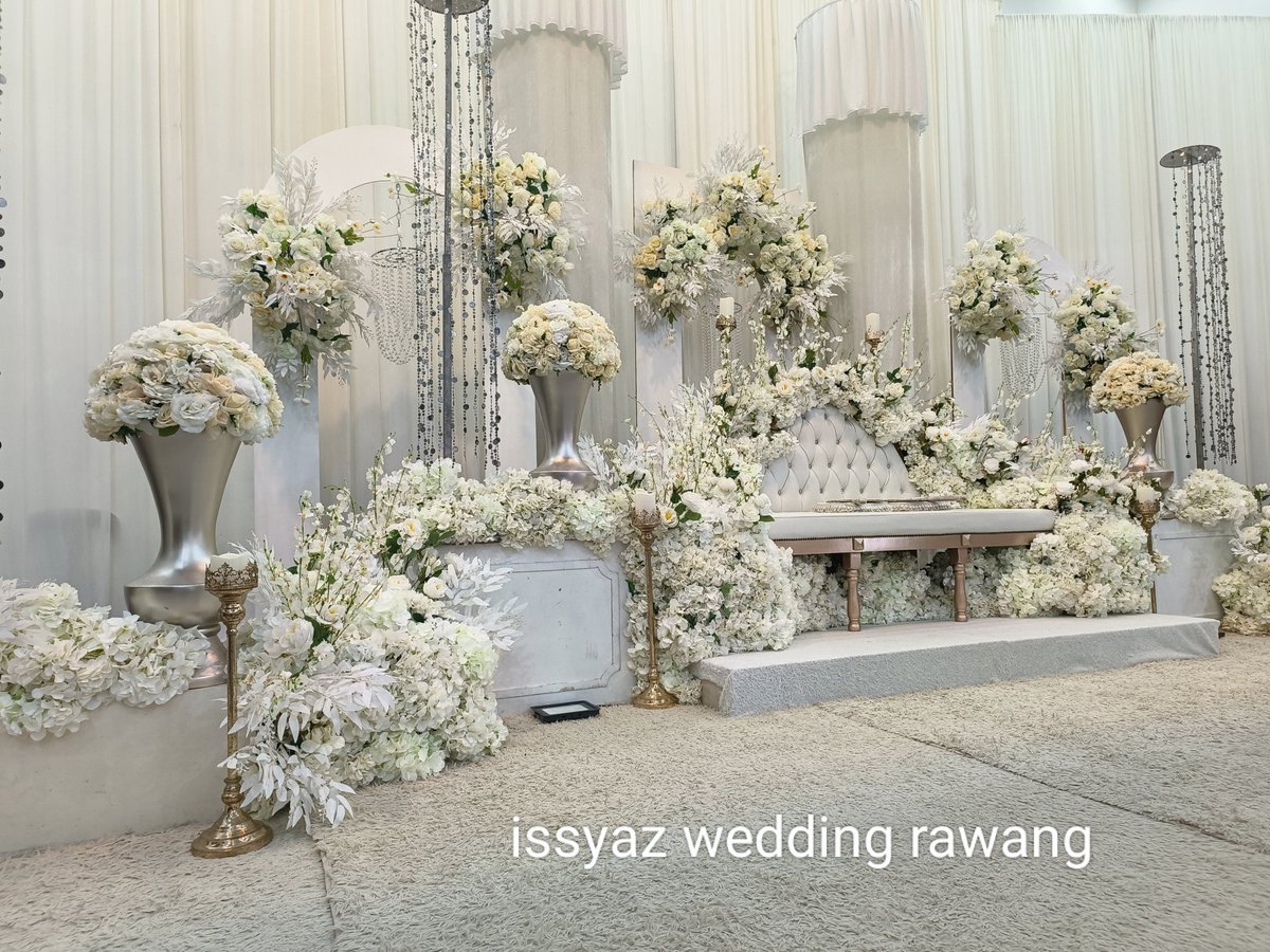 issyazwedding1's tweet photo. Pelamin dewan di Dewan Merdeka Kuala Kubu Bharu 

https://t.co/NbXkfZQN55 utk pakej bridal ok ✌️

#pelamin #pelaminrawang #butikpengantinrawang #rawang #bridalrawang #butikpengantin #bajupengantin #bridal https://t.co/V69coorp8A