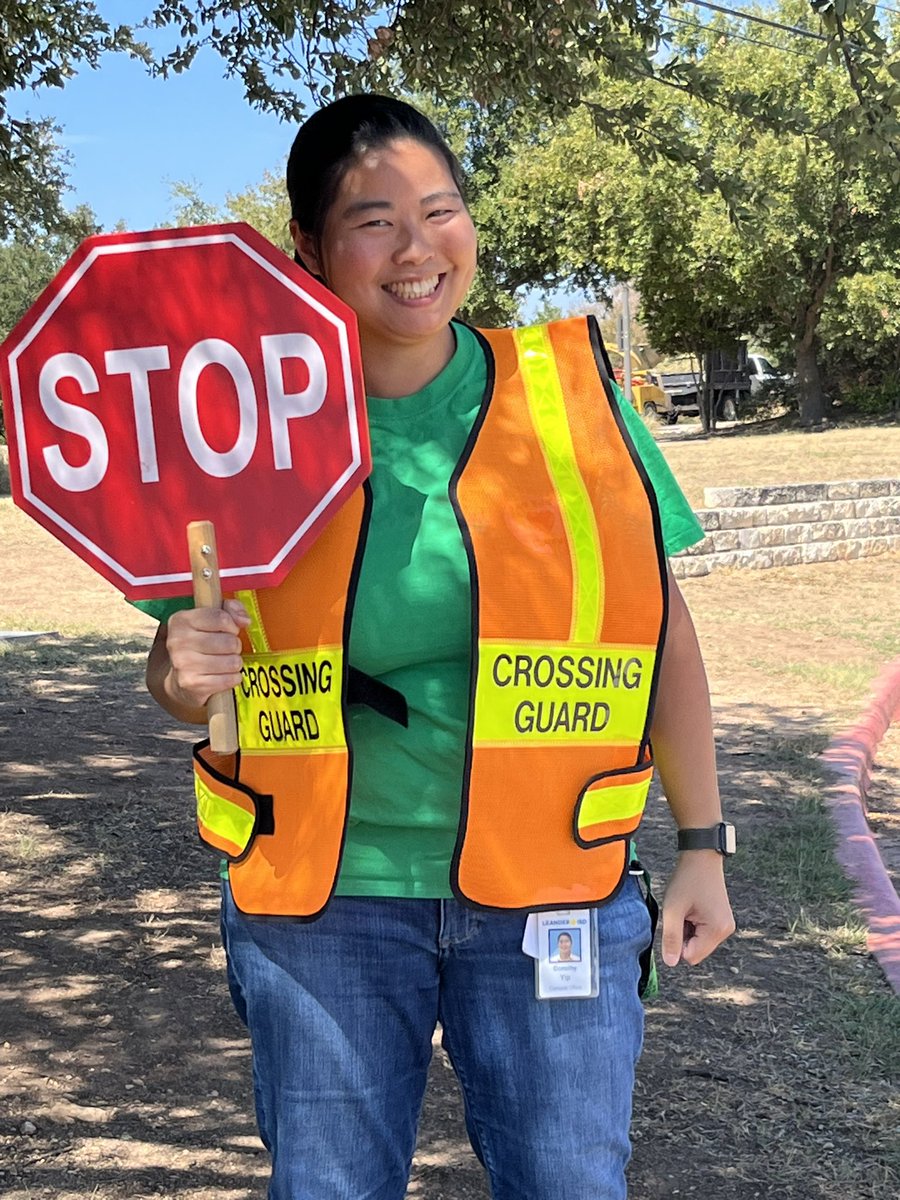 Look at these rockin rattlers keeping our kiddos safe! Dorothy on crosswalk and Coach Honey directing traffic on her birthday! I need a picture of Coach Murphy with his cool vest on in the morning 🐍❤️