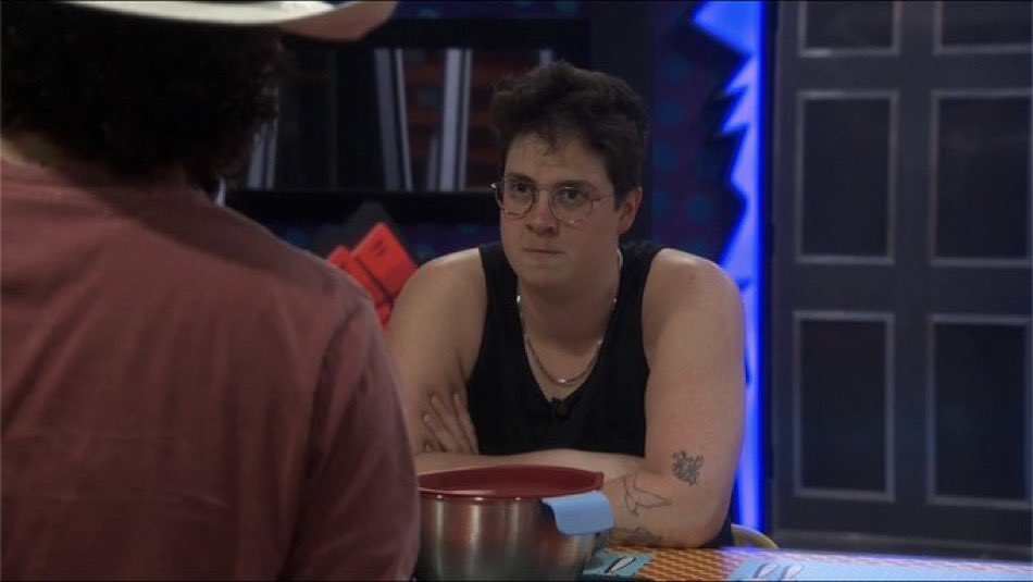 bibigbrother's tweet photo. She deserved to be a zombie 😭 #BB25 https://t.co/yy2OcUISAy