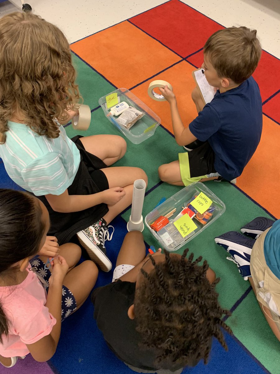 3-5 Pfluger Falcons are in the beginning stages of the design process to create a prototype of a windmill. #windenergy #askandexplore #theboywhoharnessedthewind <a href="/texaspltw/">Texas PLTW</a> <a href="/CElizabeth_Lara/">Elizabeth Lara</a> <a href="/MrMike_Snead/">Michael Snead</a> <a href="/hayscisdSTEM/">Hays CISD STEM</a> <a href="/pflugerfalcons/">Pfluger Elementary</a>