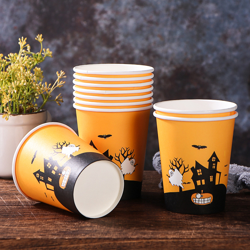 Aqhxolivia's tweet image. Trick or Treat... with our disposable paper cups, it's time to spook up your Halloween party! No sugar, no peace! 👻🍬 #HalloweenVibes #DisposableCups