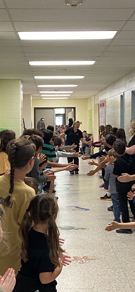 Father F.X. O'Reilly (@smcdsb_ffx) on Twitter photo A fond farewell and Congratulations to Mrs.Rende as she moves to <a href="/SMCDSB_STA/">St. Thomas Aquinas</a> FFX will miss you. Thank you for all you have done. Come visit. A fond farewell and Congratulations to Mrs.Rende as she moves to <a href="/SMCDSB_STA/">St. Thomas Aquinas</a> FFX will miss you. Thank you for all you have done. Come visit.