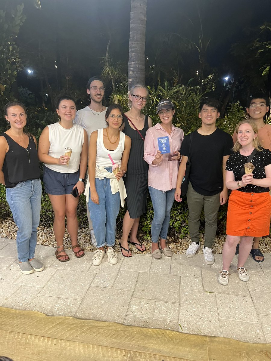 sarah_stern's tweet image. Mini golf was played ⛳️ . Fun was had 🤩 . Ice cream was eaten 🍦. Another successful Stern Lab outing with this amazing team!