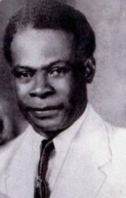 DOmowale's tweet photo. The first Rasta, Leonard Howell. https://t.co/HYandOpIet