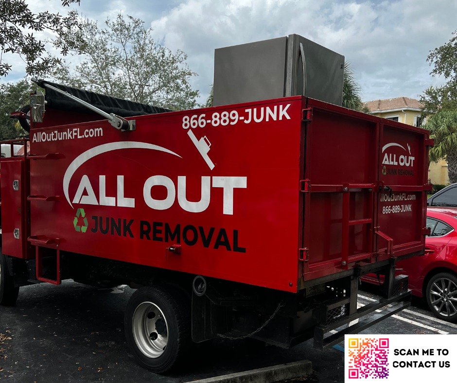 Is that old refrigerator taking up precious space in your home? It's time for an upgrade, and All Out Junk Removal is here to help! Our refrigerator removal service makes saying farewell to your clunky, energy-draining fridge a breeze. Contact us today! ☎️ (866) 889-JUNK