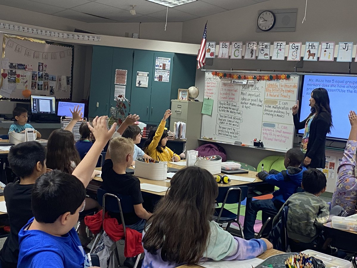 Great start to classroom visits for the 2023-24 school year at Earl Elementary this morning. Eighteen classes showcased scholar engagement, adopted core, & focus on math, ELA, & literacy! Thank you for high expectations & energy, Earl colleagues! @earlexplorers @TurlockUSD