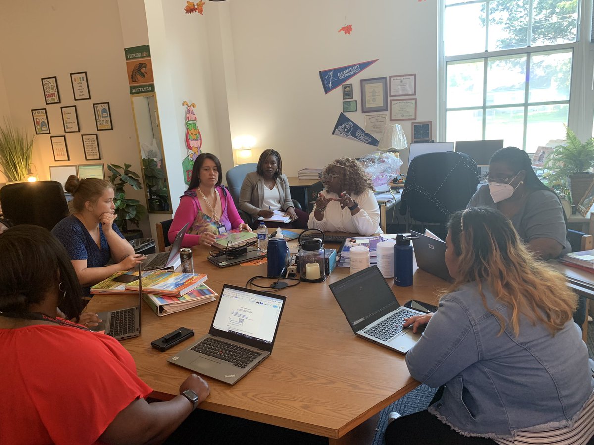 N.Booker tweet media