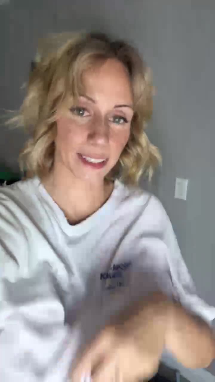 The mom next door 💕 on X: Rylie Smiles is live now!  t.co8hmBieeI1H t.coYg9zDKeQDo  X