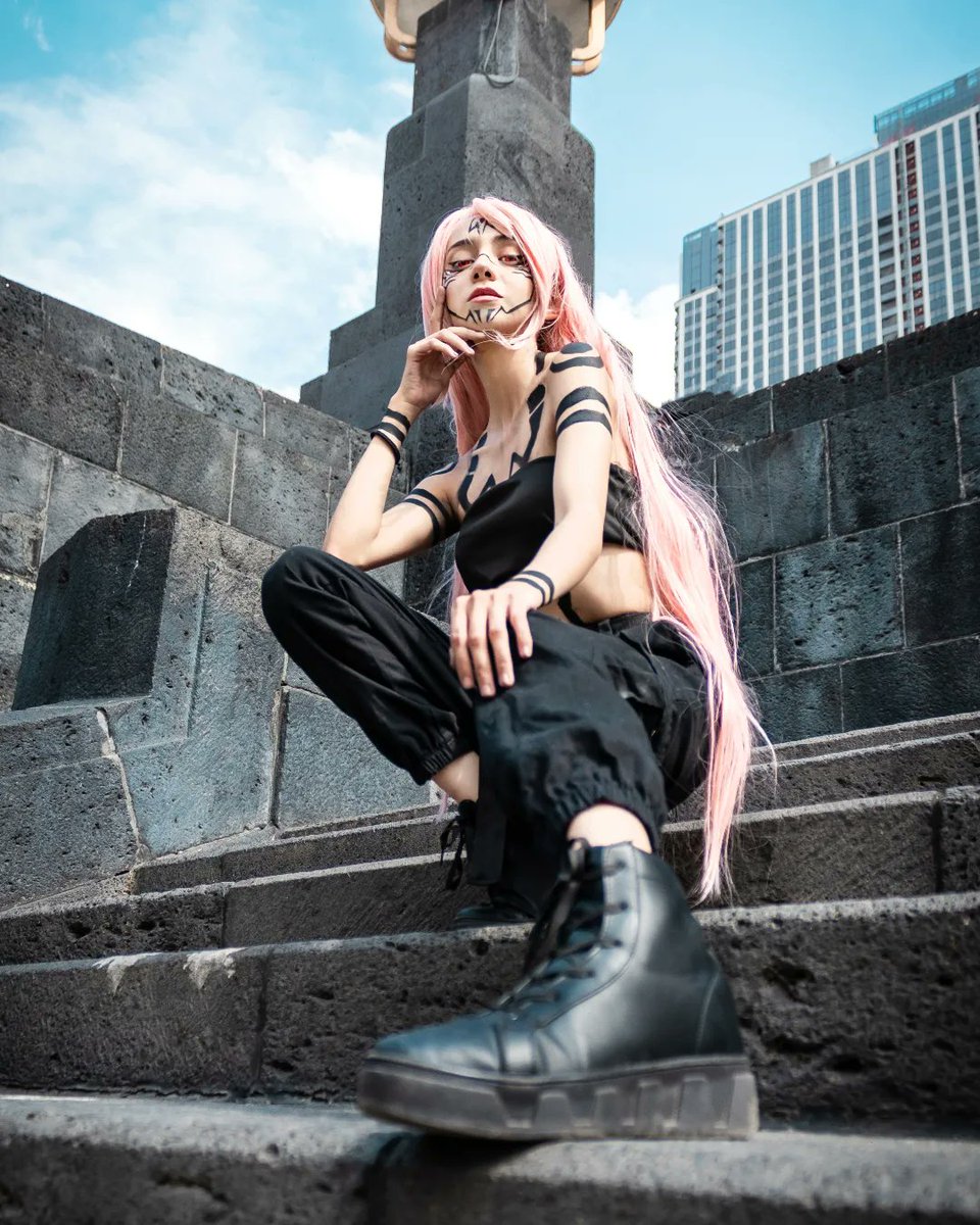 MoonDoll_Cos's tweet photo. Just a Sukuna costest  🖤  What are your opinions on the new manga chapter?
.
#JujutsuKaisen #sukuna #jjk236 #GojoSatoru #cosplay https://t.co/7sITmW8dHa