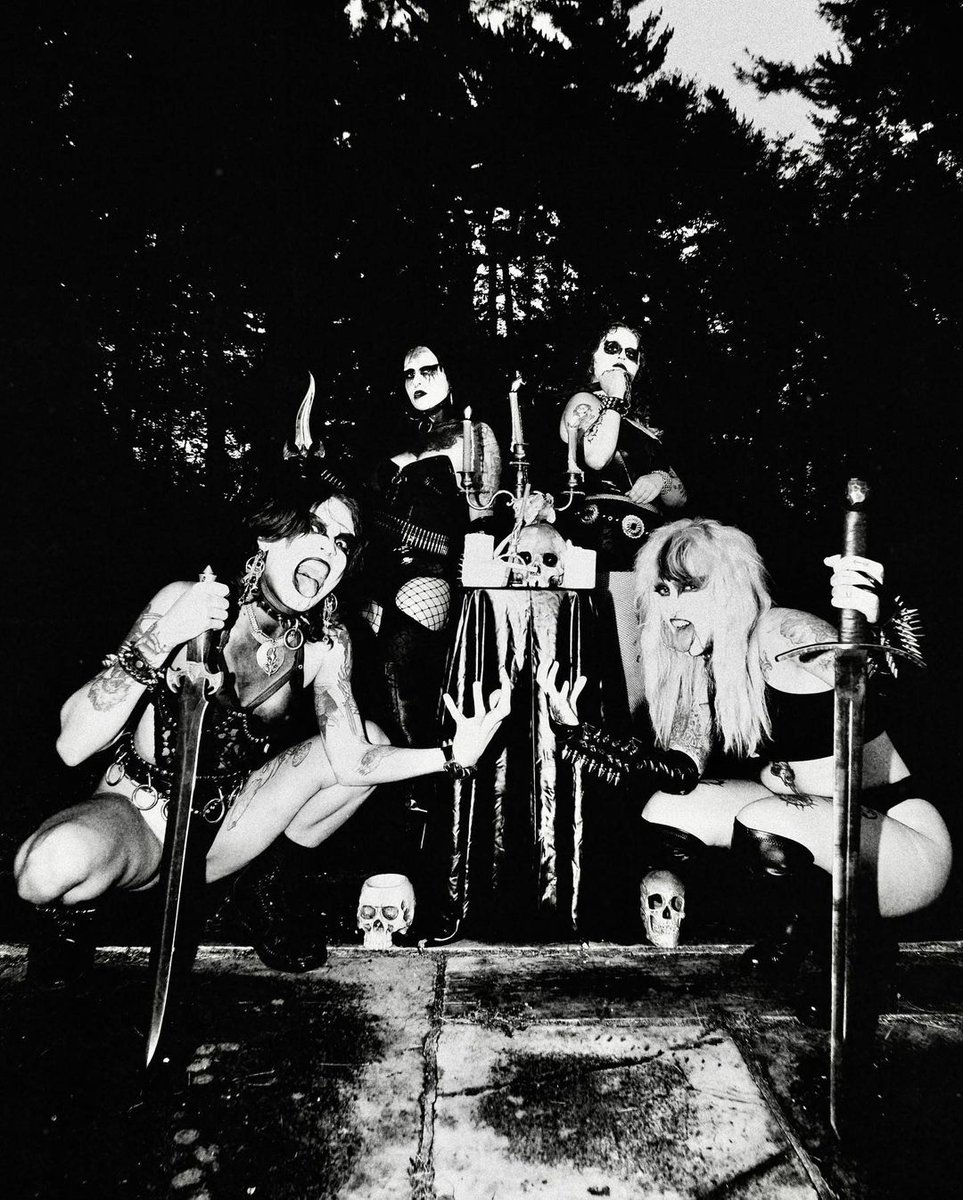BlackMetalUS's tweet photo. Instagram: https://t.co/g5ypLt5TkR https://t.co/mRoExvi27g
