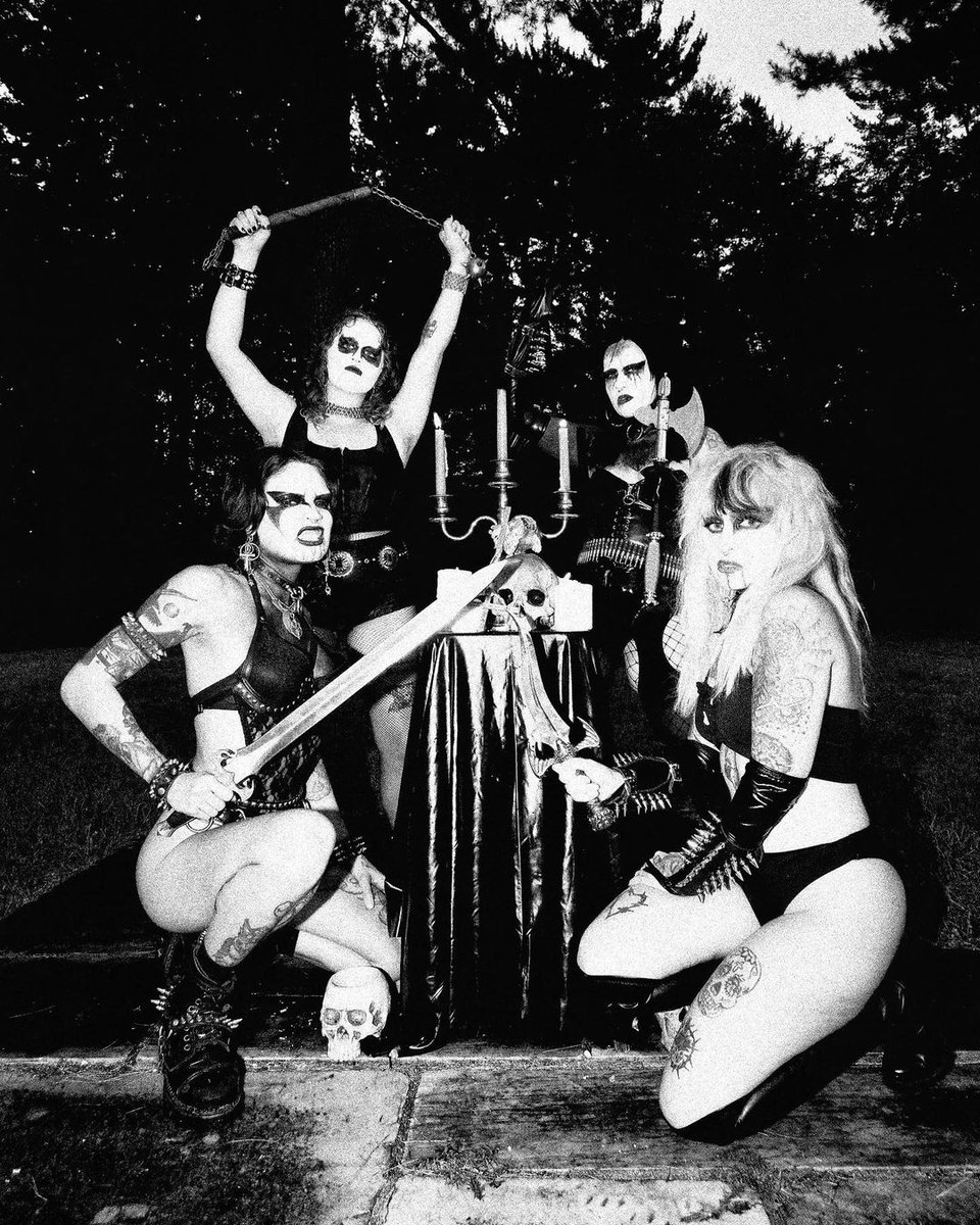 BlackMetalUS's tweet photo. Instagram: https://t.co/g5ypLt5TkR https://t.co/mRoExvi27g