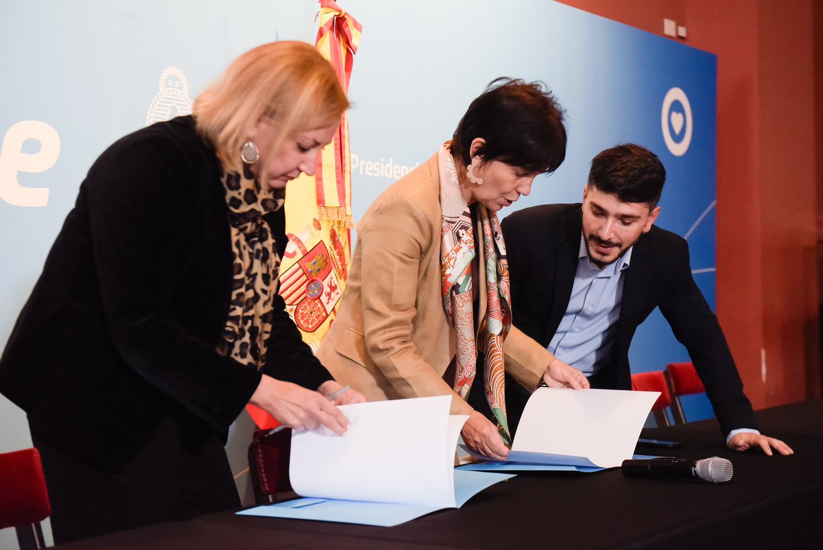 Consejo Económico y Social tweet media