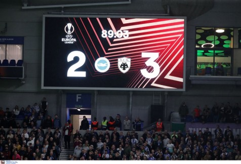 ekdosi's tweet photo. "Η ΑΕΚ μπαίνει και παίζει πάντα για να νικήσει. Ακόμα και όταν παίζει με την μικτή κόσμου"
Θε(ω)μάς Μαύρος.
THIS IS AEK.
#AEKfc #bhaaek #braAEK #AEK #aekfans #aekfamily #UEL https://t.co/UvqPFfLYzT