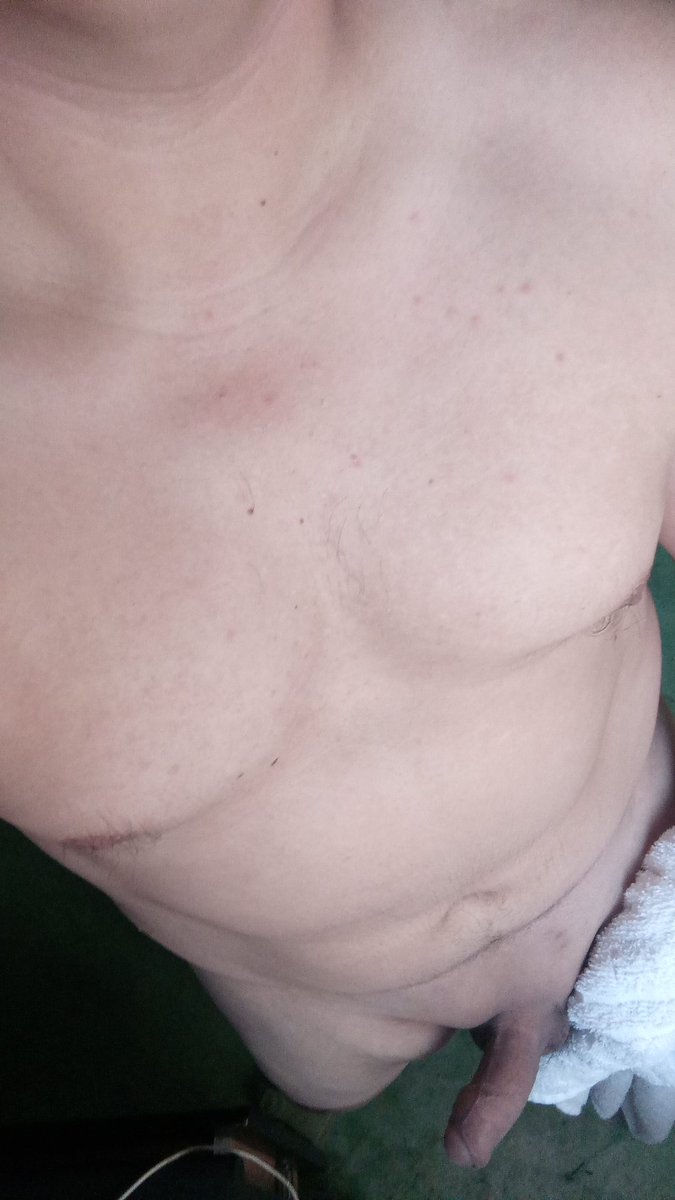 Ian_antz's tweet photo. @vaneefren0203 
Mi esposa me dijo que subiera una foto mía y le gusta esta.
Lo que no sabe es que en la noche le voy a dar una cogidota. https://t.co/AakSZiunGo