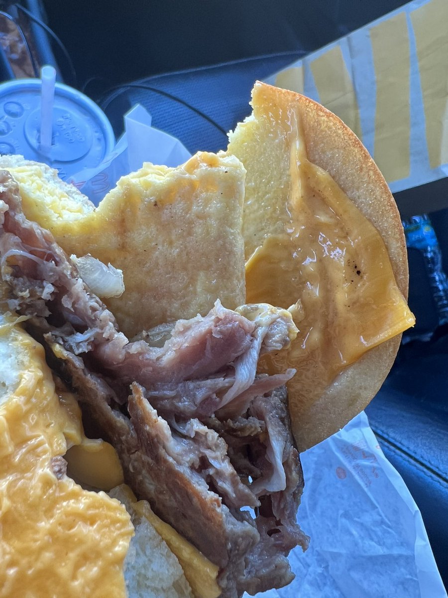 bigheadcustom's tweet photo. @McDonalds Nothing like ordering a steak bagel for breakfast from McDonalds and biting into RAW STEAK and a cold bagel! 🤮 https://t.co/kvW3D90WVI