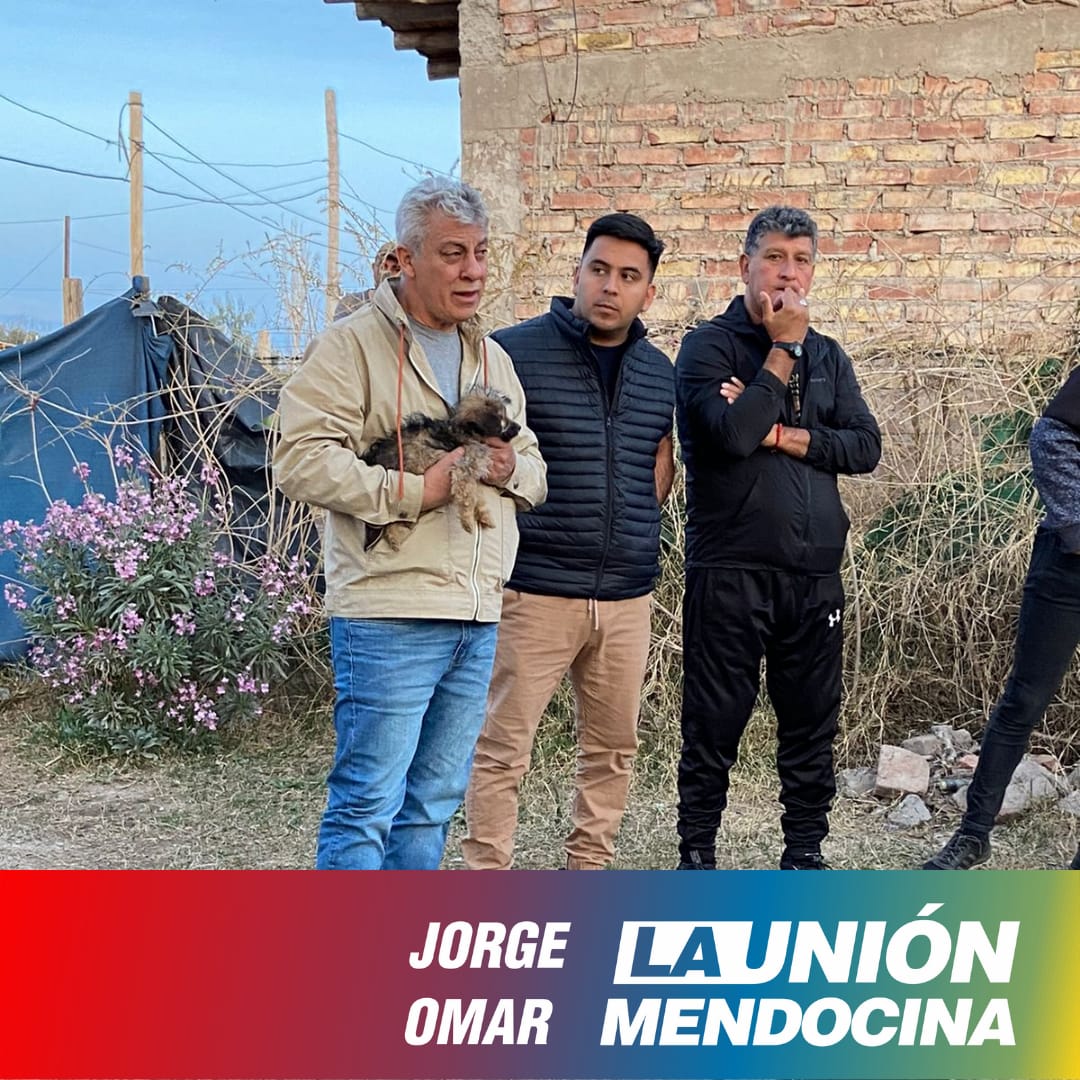JorgeGimenezOk's tweet photo. 🫱🏼‍🫲🏻Gracias a todos los vecinos y vecinas de Chapanay. Crear espacios de diálogo es la mejor forma de conocer la situación del departamento y empezar a construir soluciones concretas. 

Acompáñanos a transformar #SanMartin 🗳️ Este domingo votá Lista 504 @UnionMendocina https://t.co/kVIJPLv0hJ