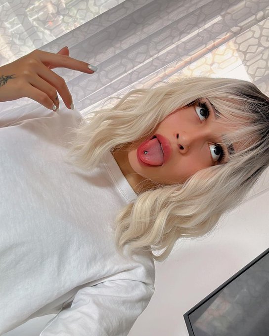 Quien Se Anim&eacute; A Darme Leche🫣💦 https://t.co/0l7wSmbYdB